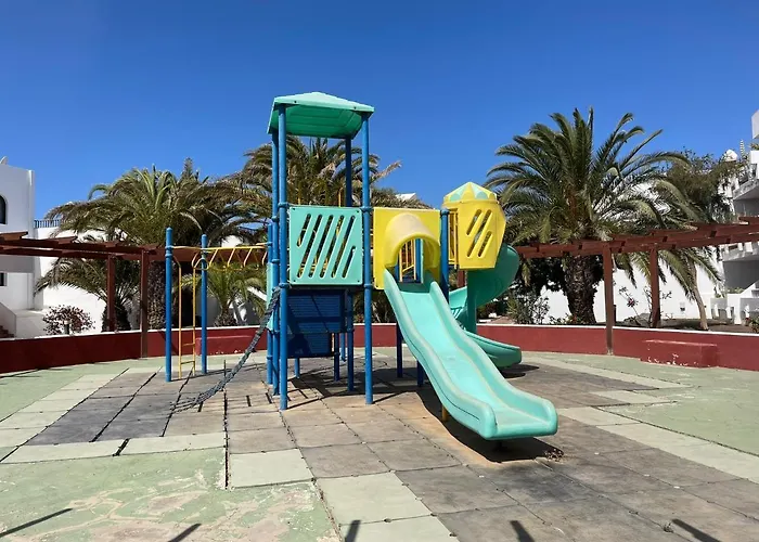 The Birds House Peaceful Garden Retreat