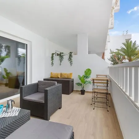 Apartment The Birds House, Large Terrace With Garden View